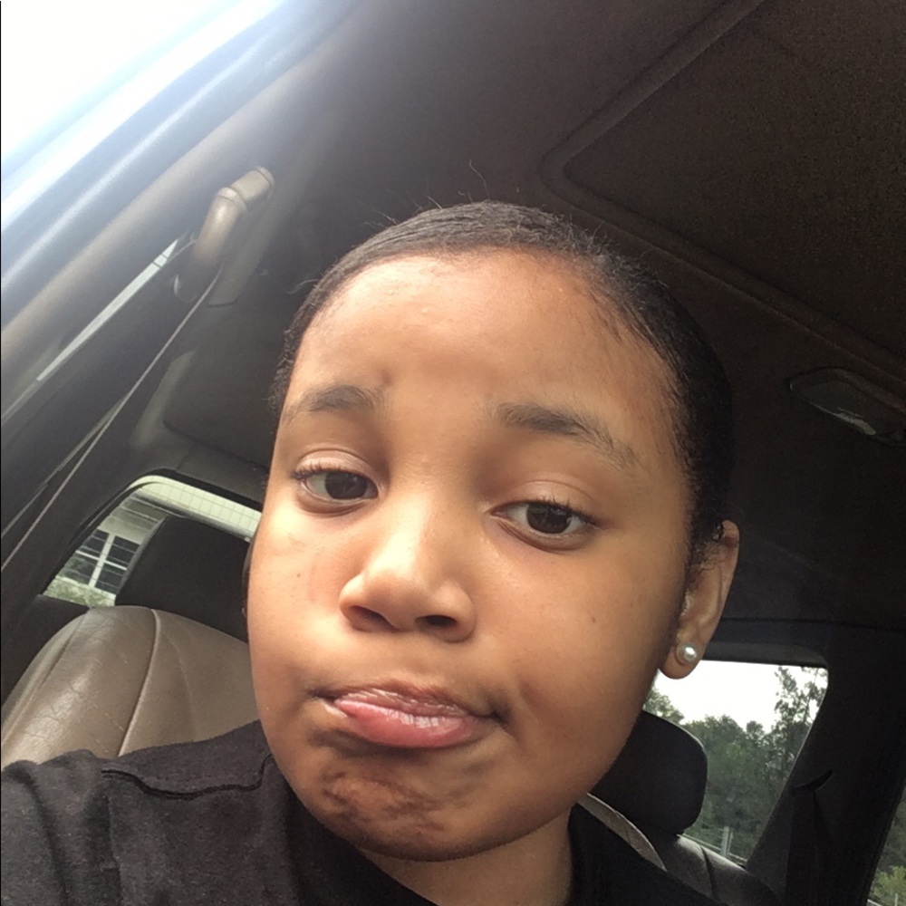 Meet your Posher, Jeleria